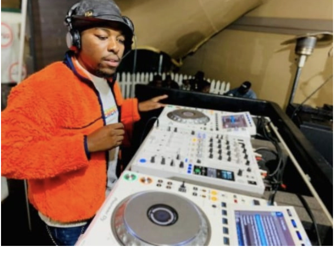 DE MTHUDA & KWIISH SA – ITS OUR WAY (MAIN MIX) [Mp3 Download]