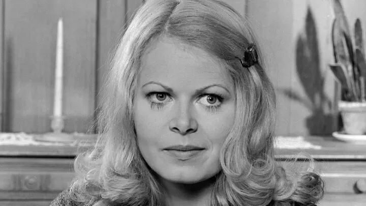 Sally Struthers Biography, Age ,Net Worth, Wiki, Real Name, Children, Instagram, Parents, partner